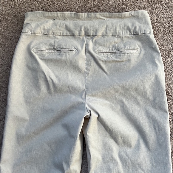 Reitmans Capris - Picture 8 of 9